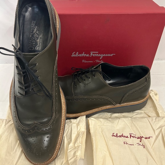 Salvatore Ferragamo Dark Olive Green Wingtip Lug Oxford Lace Shoes